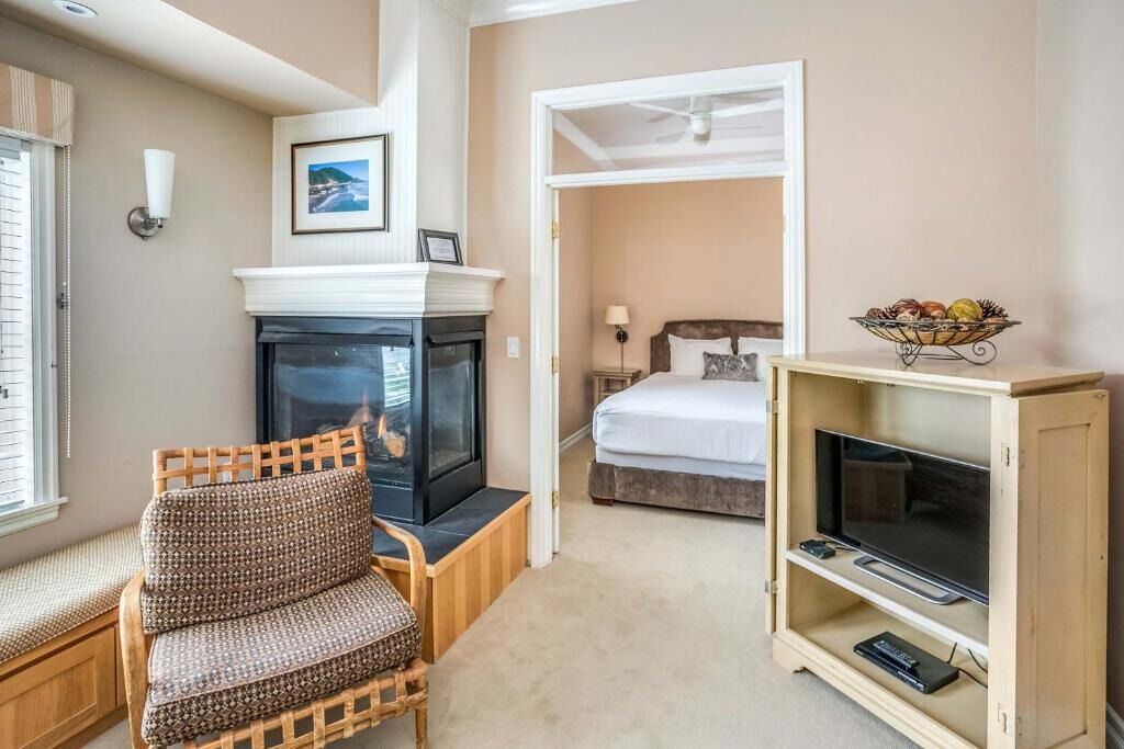 Photo of Livingroom in Downtown Cannon Beach