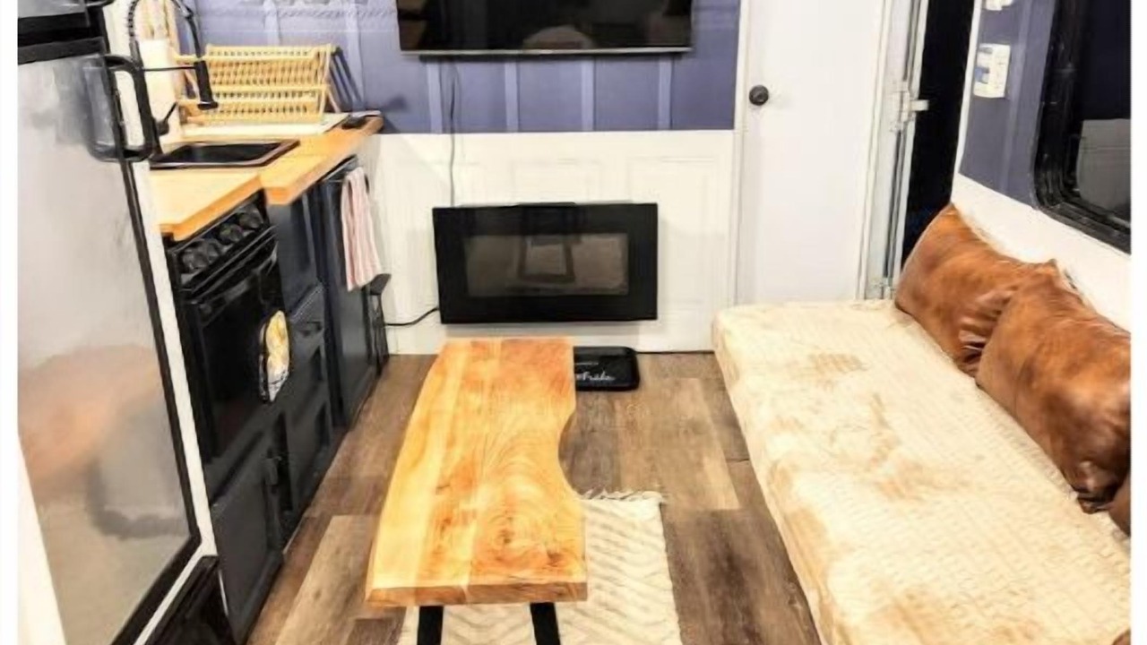 Photo of Livingroom in Myers Flat