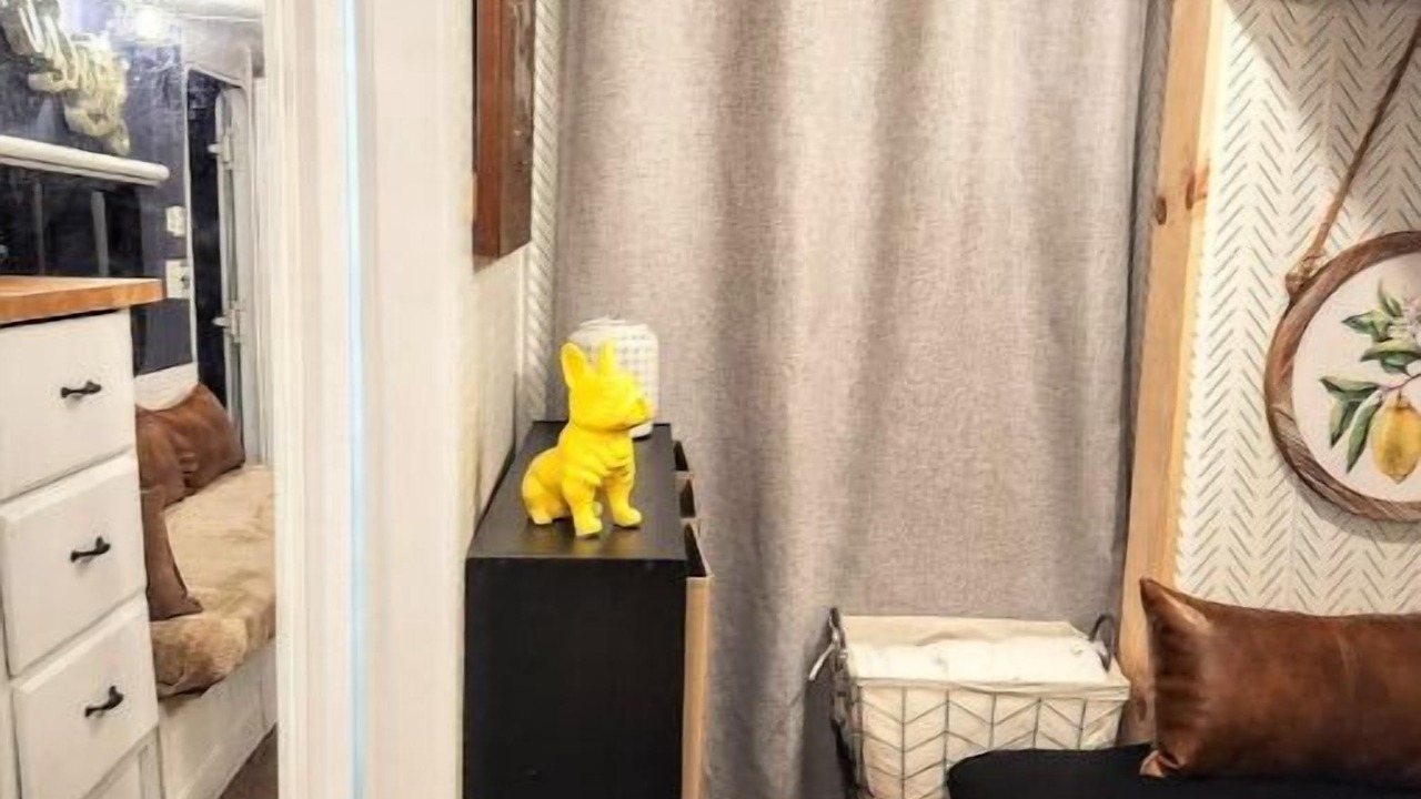 Photo of Bedroom in Myers Flat