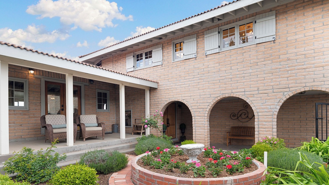 Photo of Patio Balcony in Madras