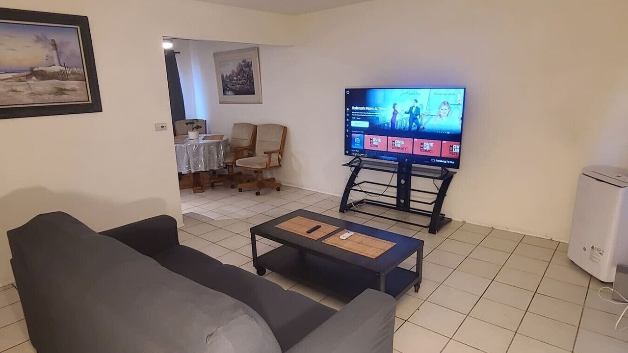 Photo of Livingroom in Victorville