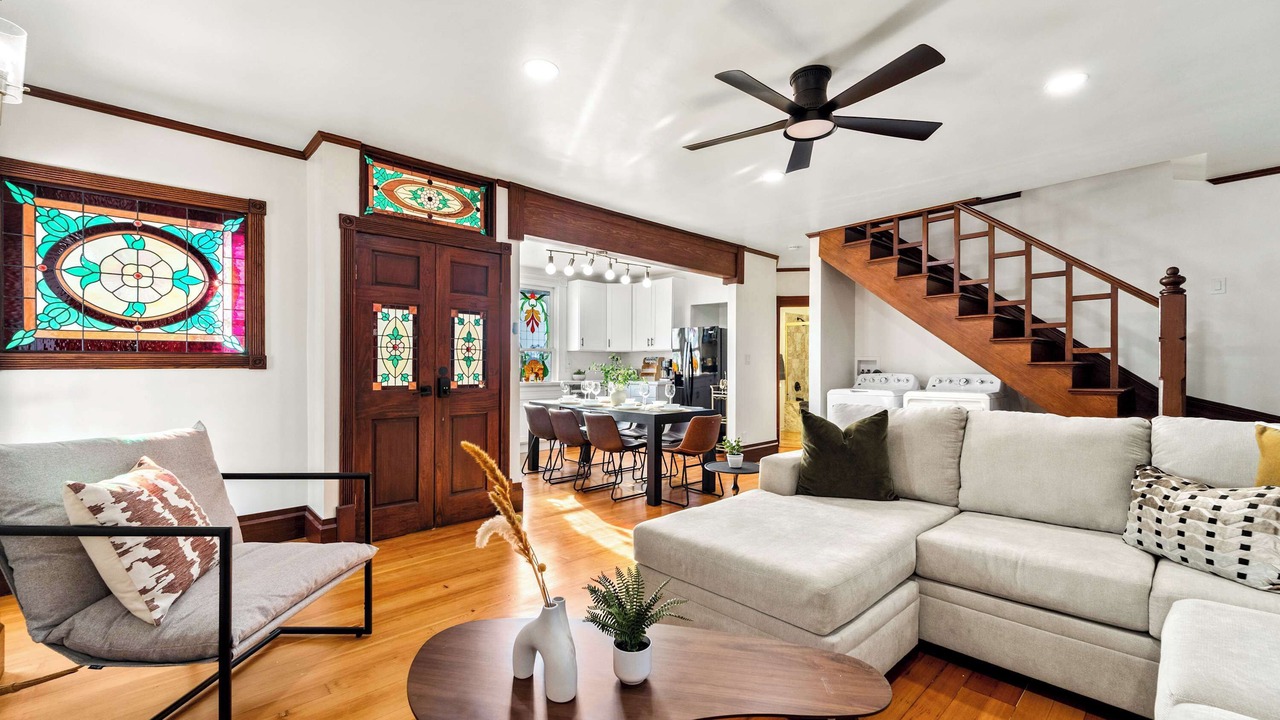 Photo of Livingroom in Bankers Hill