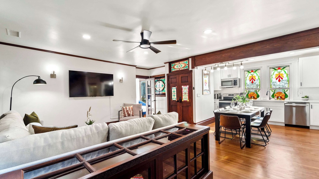 Photo of Livingroom in Bankers Hill