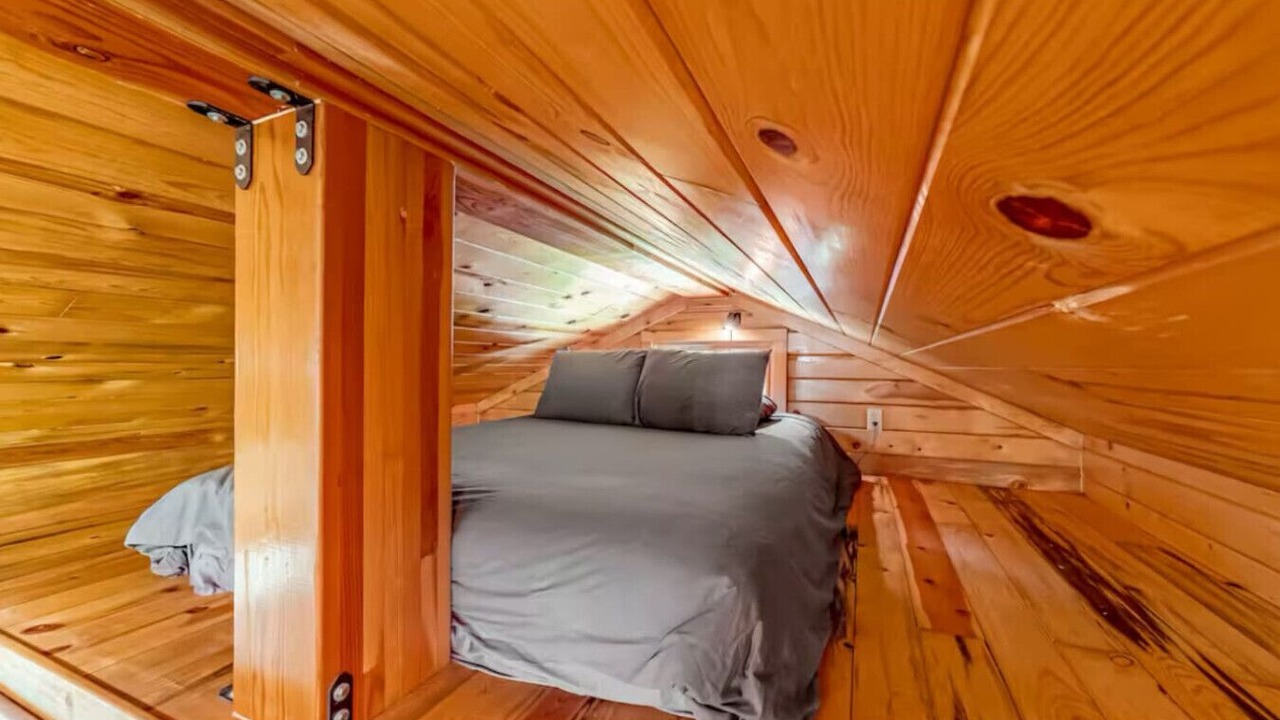 Photo of Bedroom in Shelter Cove