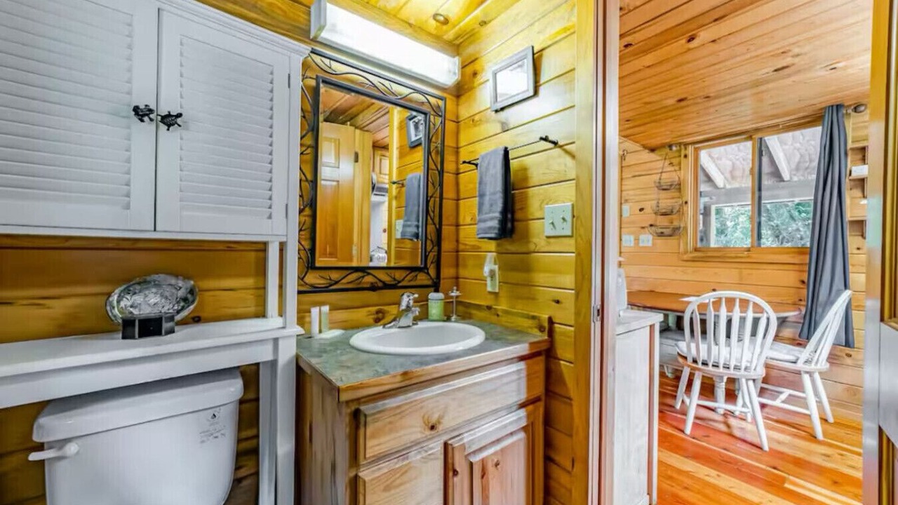 Photo of Bathroom in Shelter Cove