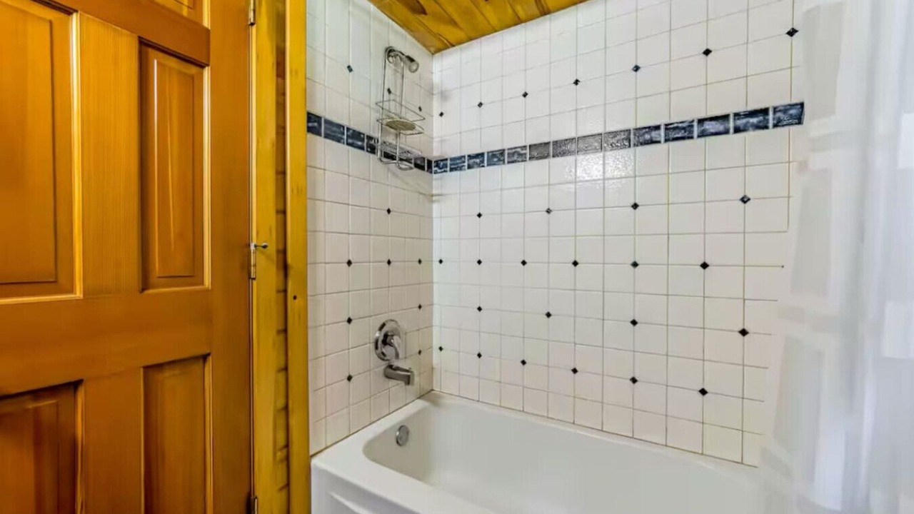 Photo of Bathroom in Shelter Cove