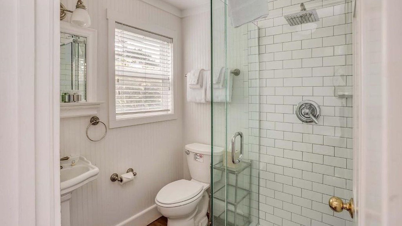 Photo of Bathroom in Downtown Cannon Beach