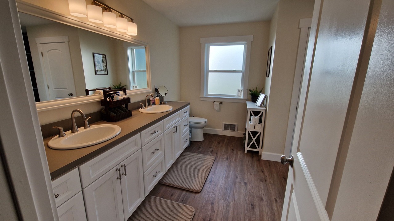 Photo of Bathroom in Forks