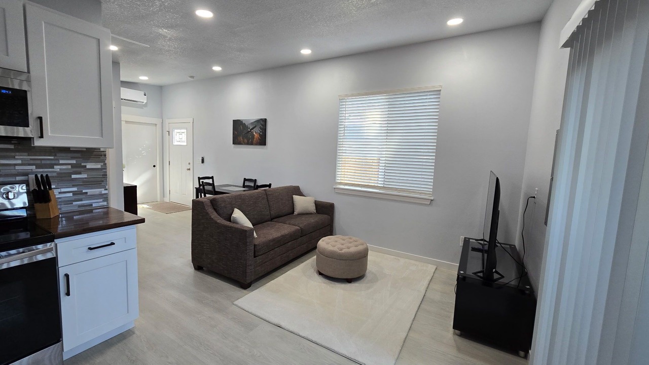 Photo of Livingroom in Carver