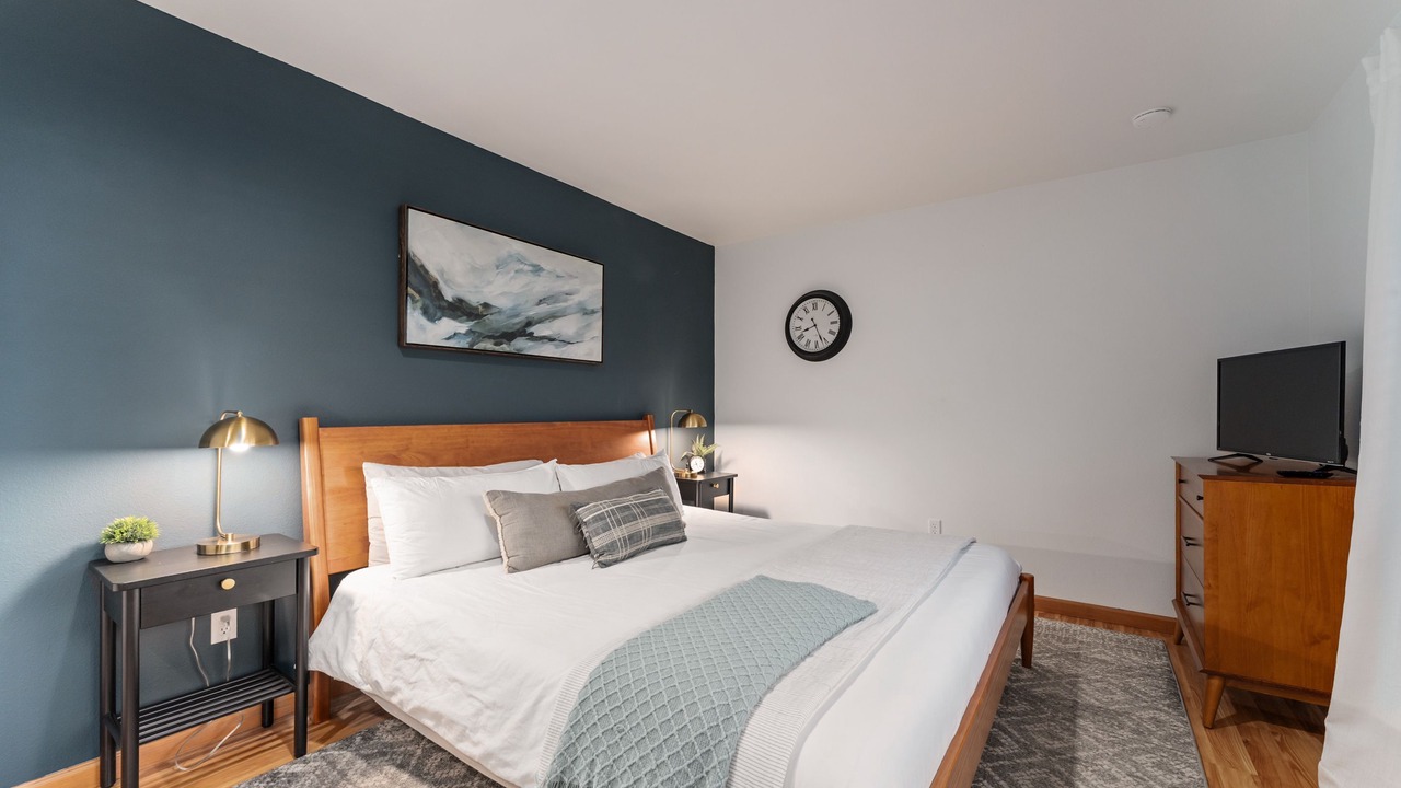 Photo of Bedroom in Wapato Point