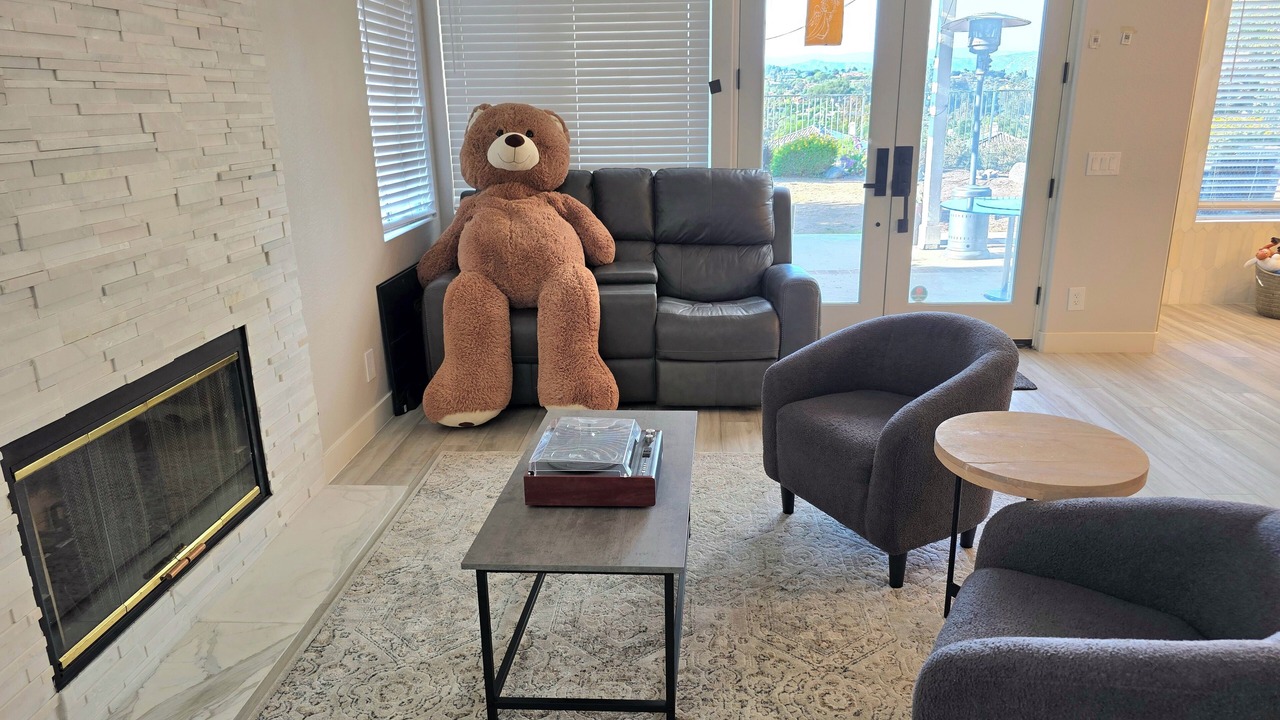 Photo of Livingroom in Kit Carson