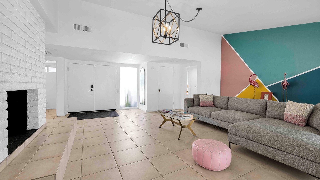 Photo of Livingroom in Sonora Sunrise