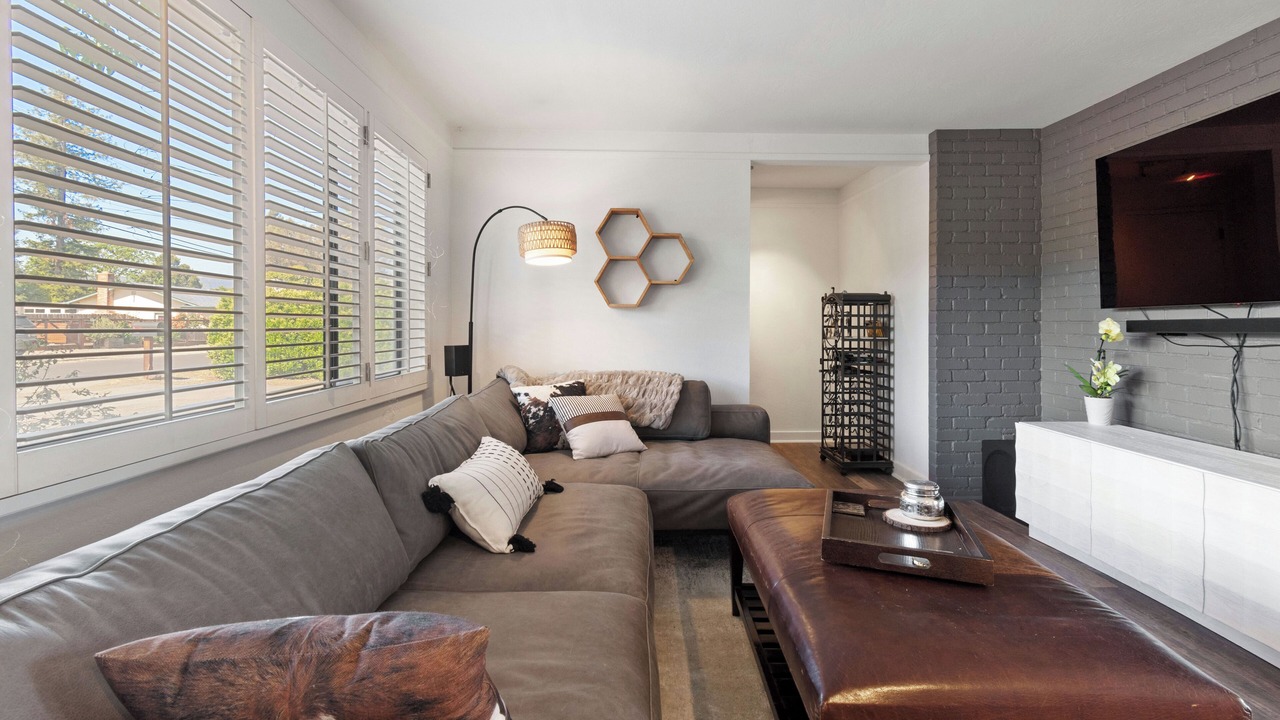 Photo of Livingroom in St. Helena