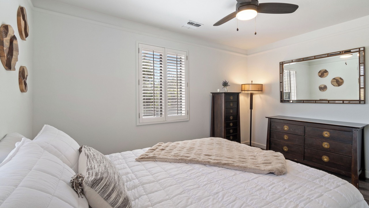 Photo of Bedroom in St. Helena