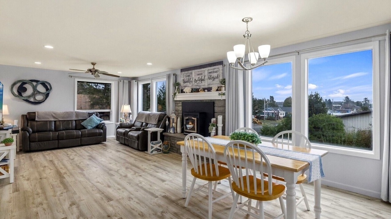 Photo of Livingroom in Westport