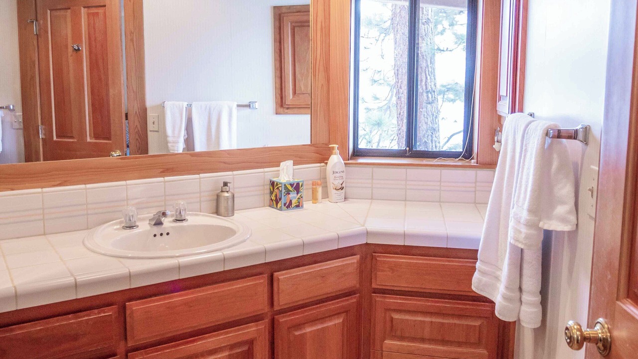 Photo of Bathroom in Glenbrook