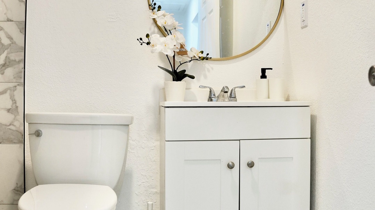 Photo of Bathroom in Carlton Hills