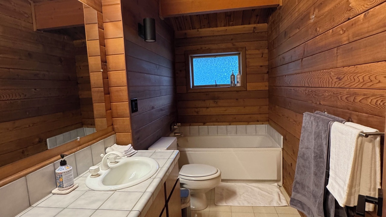 Photo of Bathroom in Mesa Vista