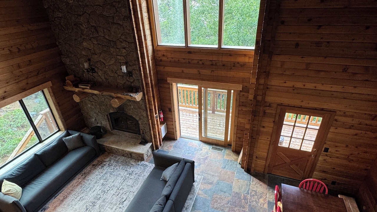 Photo of Livingroom in Mesa Vista