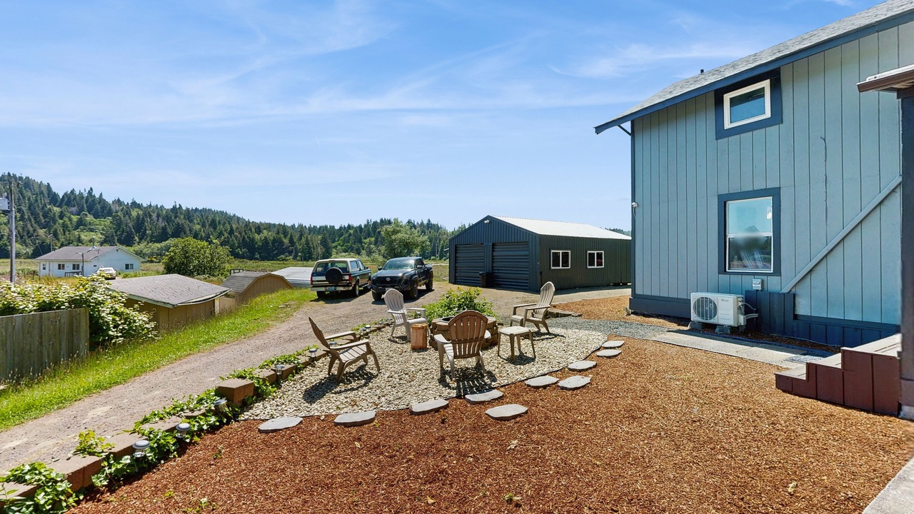 Photo of Outdoor in Coos Bay