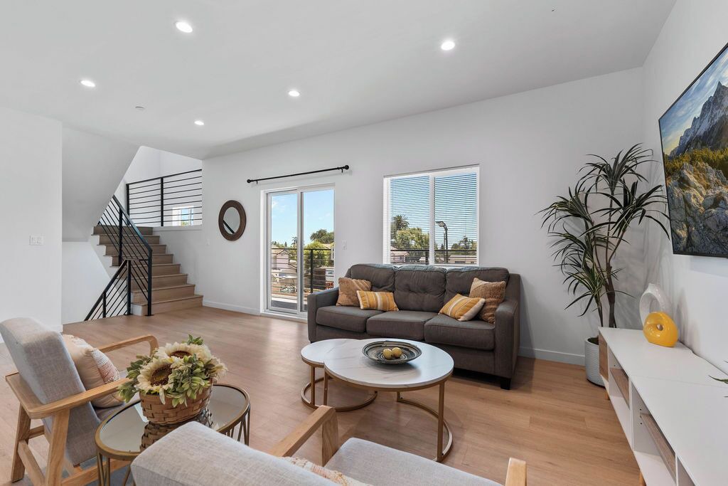 Photo of Livingroom in Upland