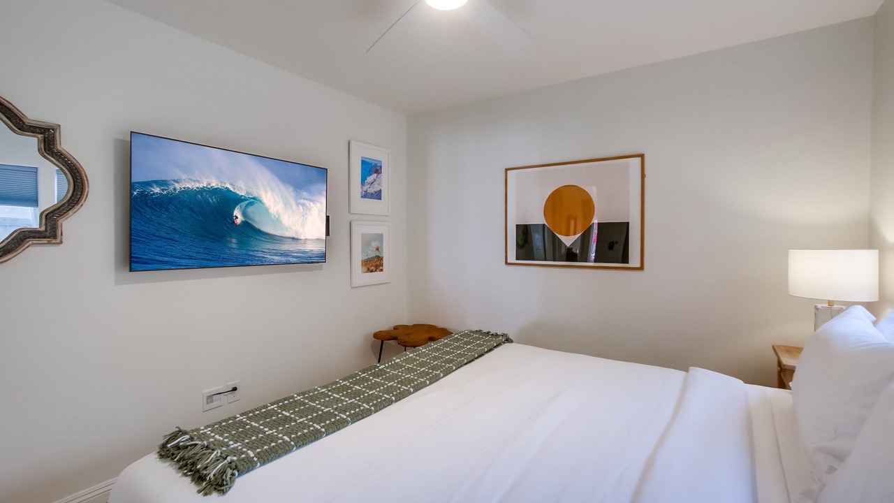Photo of Bedroom in South Mission Beach
