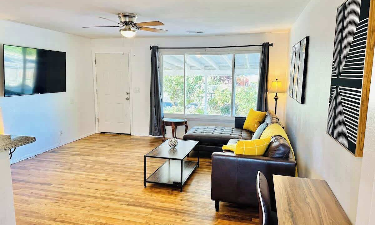 Photo of Livingroom in Northeast Reno