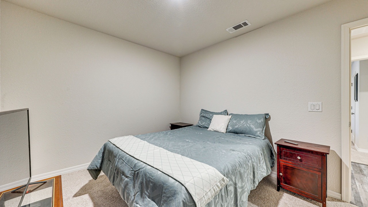 Photo of Bedroom in Mohave Valley