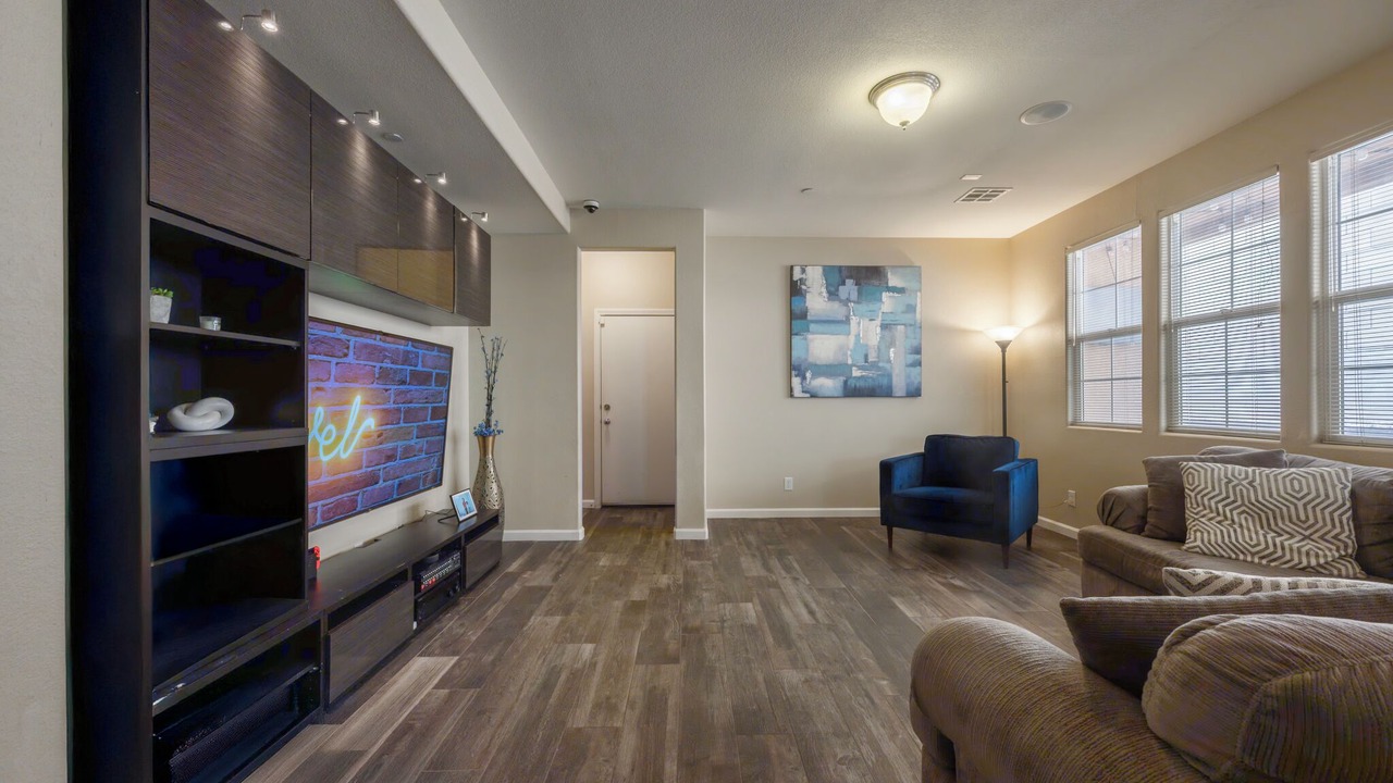 Photo of Livingroom in Centennial Hills