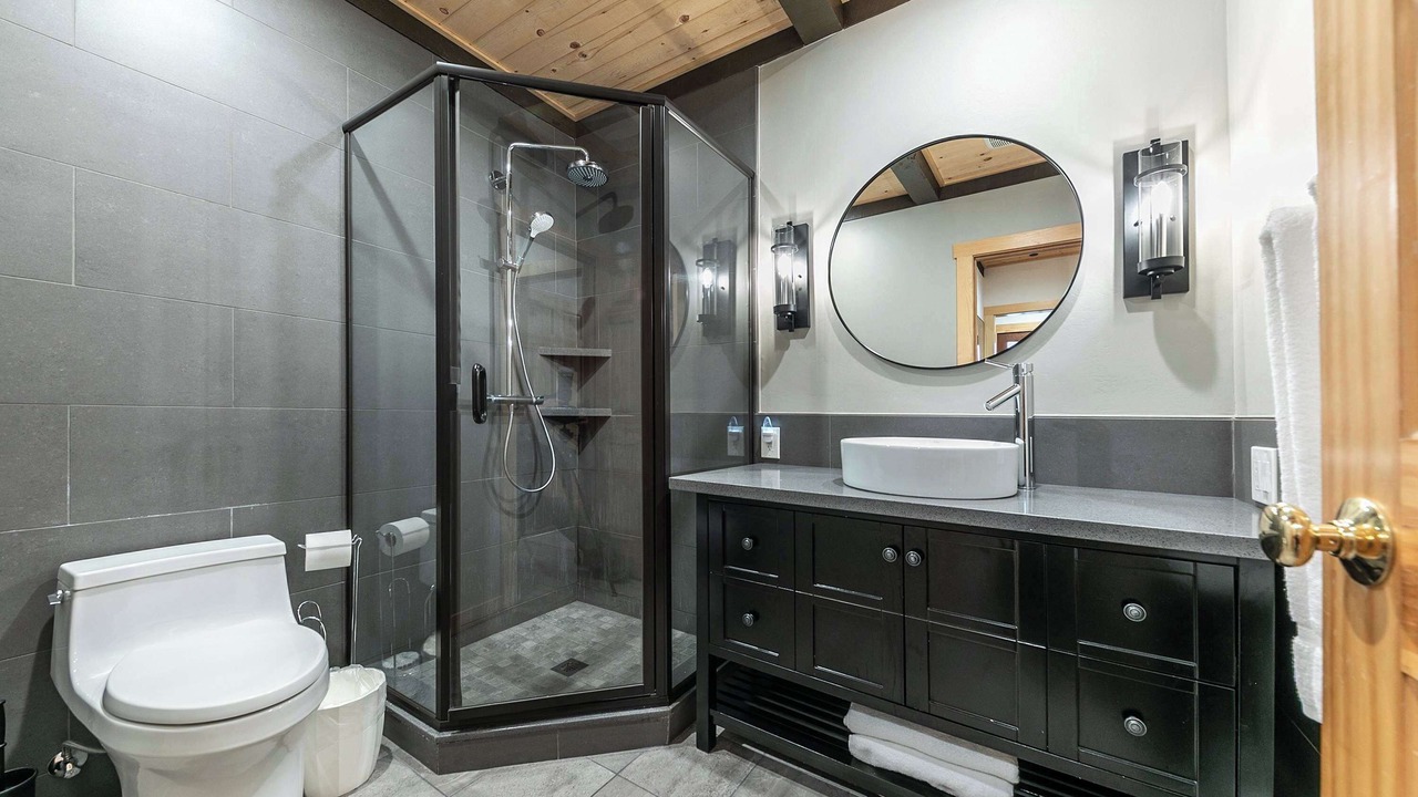 Photo of Bathroom in Brockway