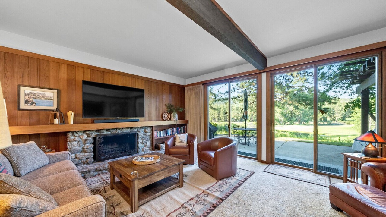 Photo of Bedroom in Graeagle
