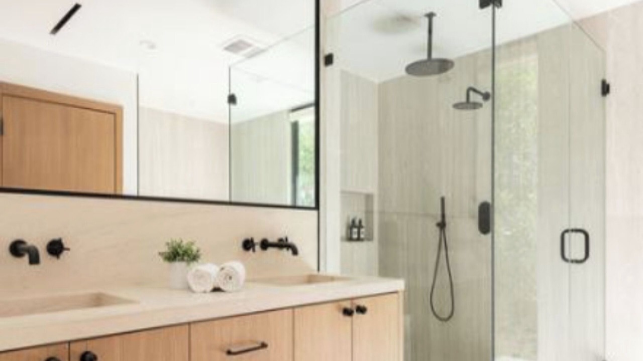 Photo of Bathroom in Studio City