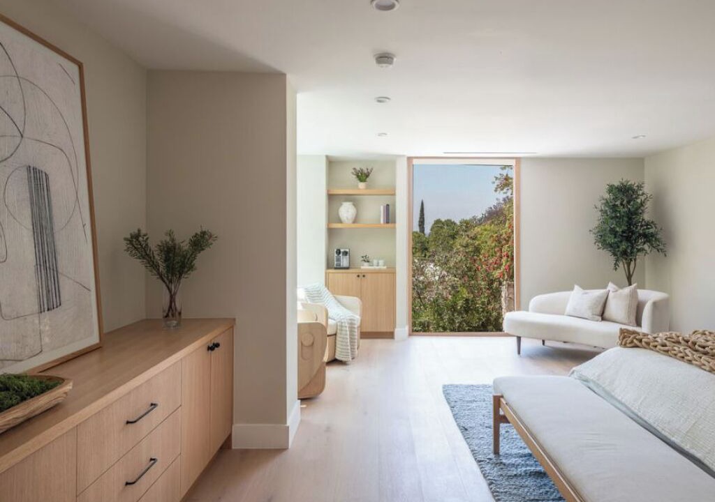 Photo of Bedroom in Studio City