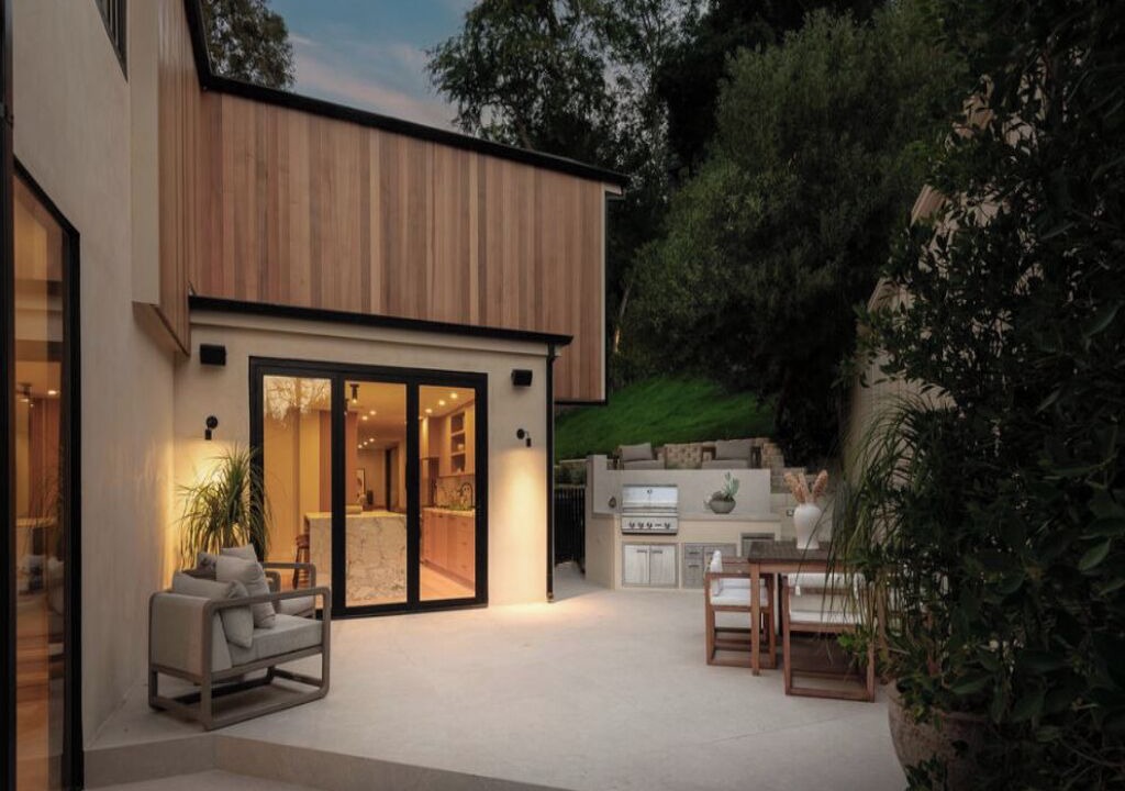 Photo of Patio Balcony in Studio City