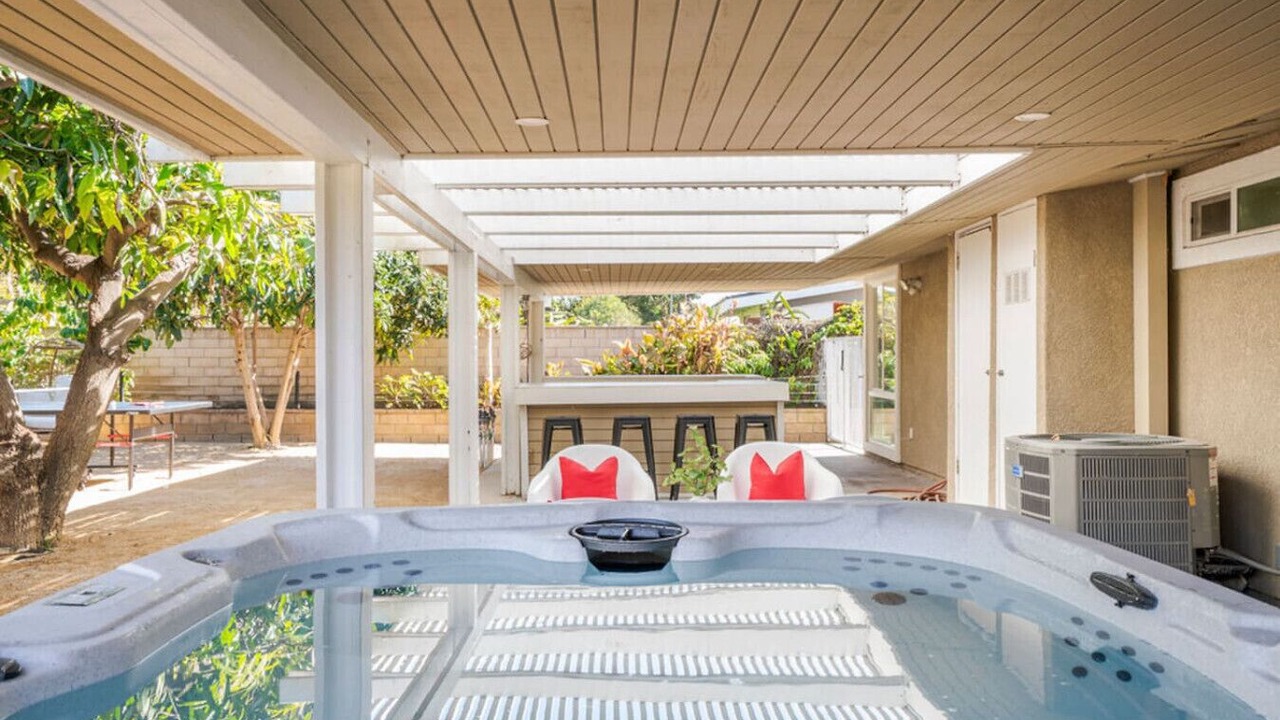 Photo of Patio Balcony in Sherwood Forest and Thistle Development