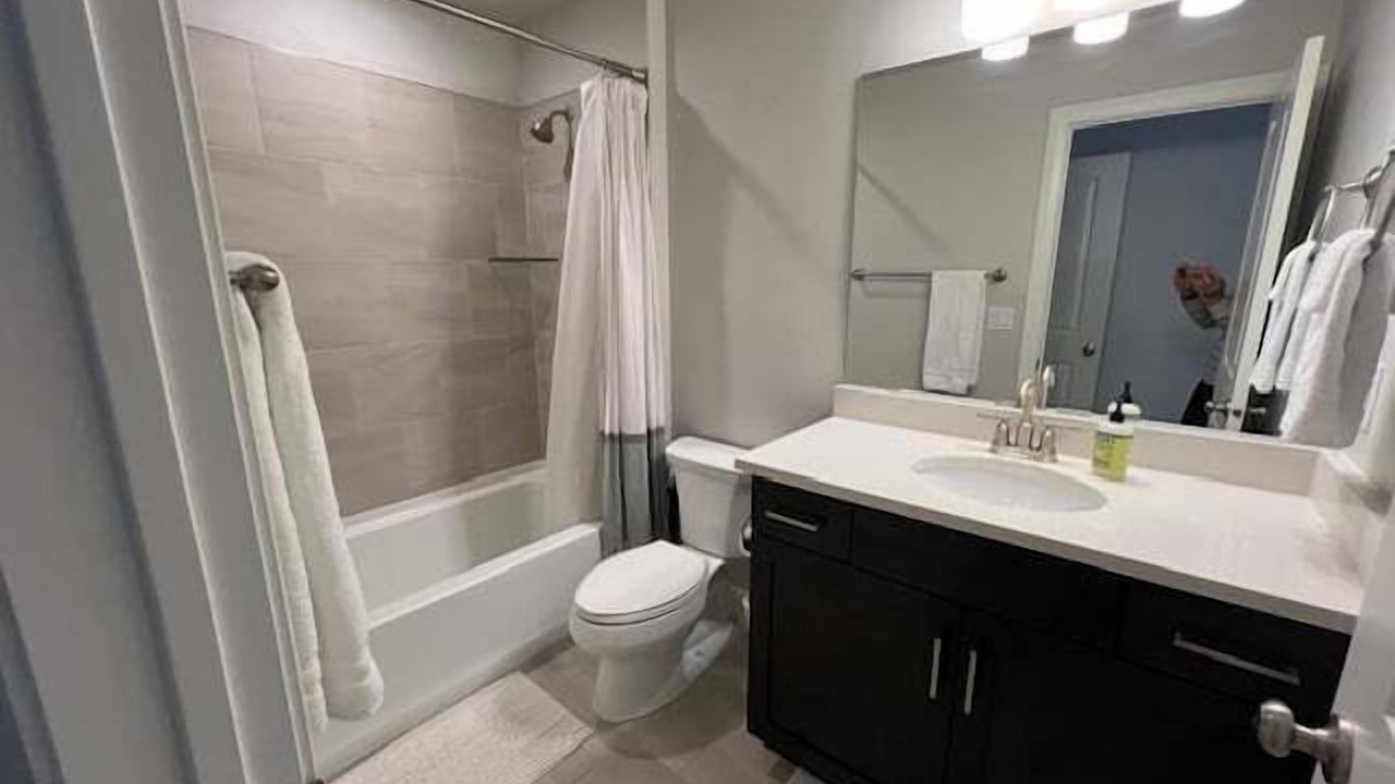 Photo of Bathroom in Washington