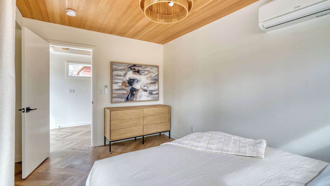 Photo of Bedroom in Alberta Arts District