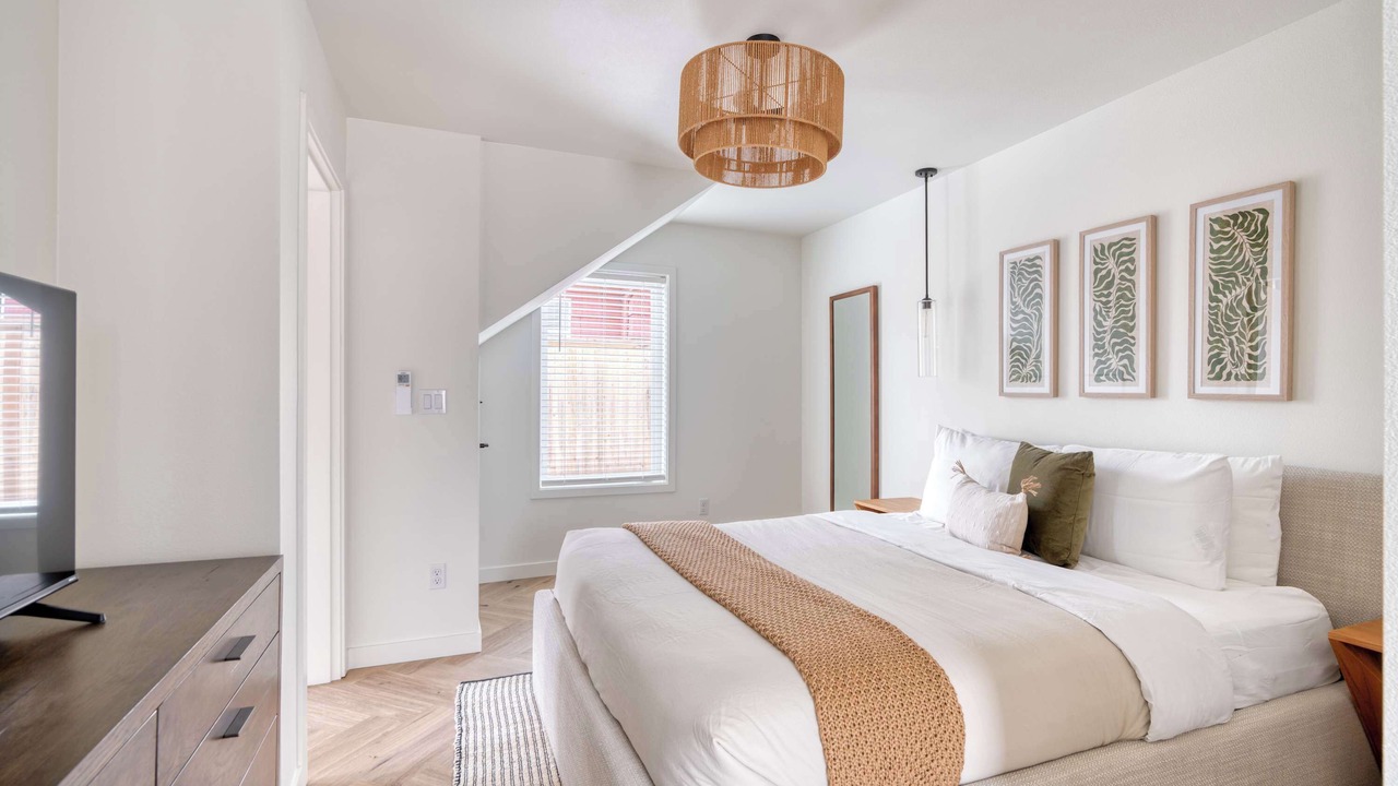 Photo of Bedroom in Alberta Arts District
