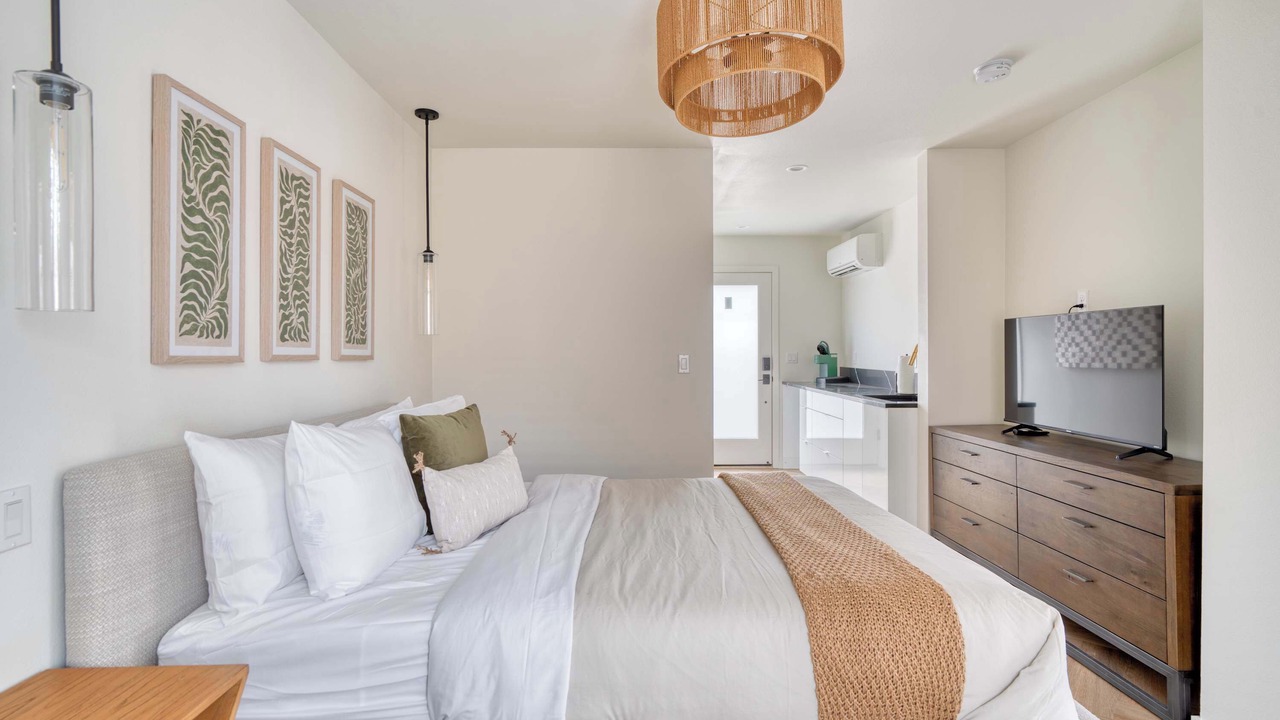 Photo of Bedroom in Alberta Arts District