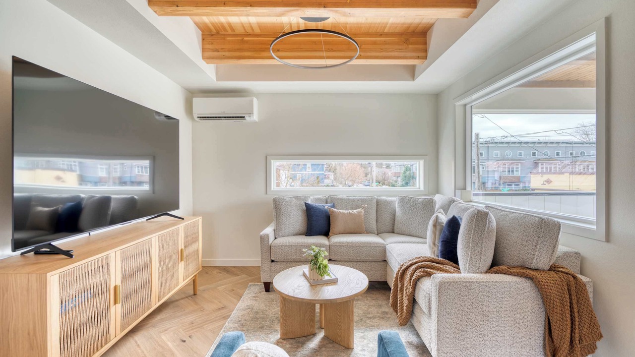 Photo of Livingroom in Alberta Arts District