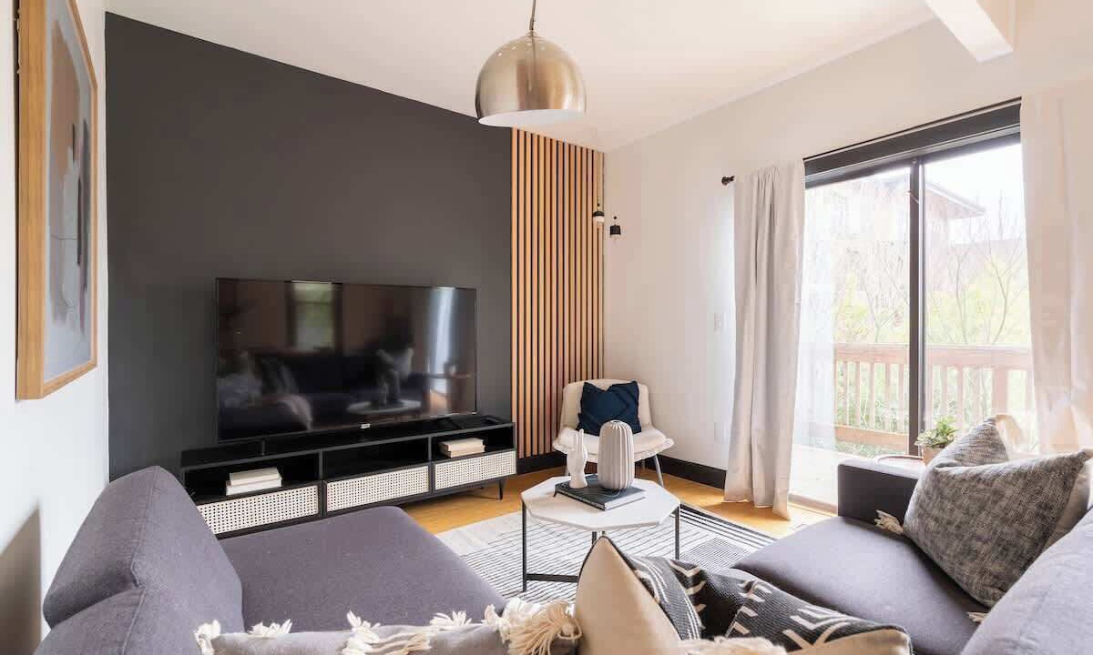 Photo of Livingroom in Uptown