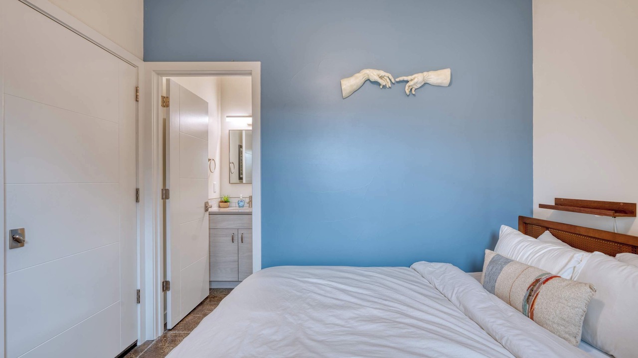 Photo of Bedroom in Hosford-Abernethy