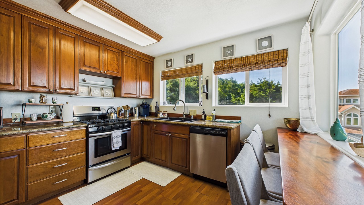 Photo of Kitchen in Shelter Cove
