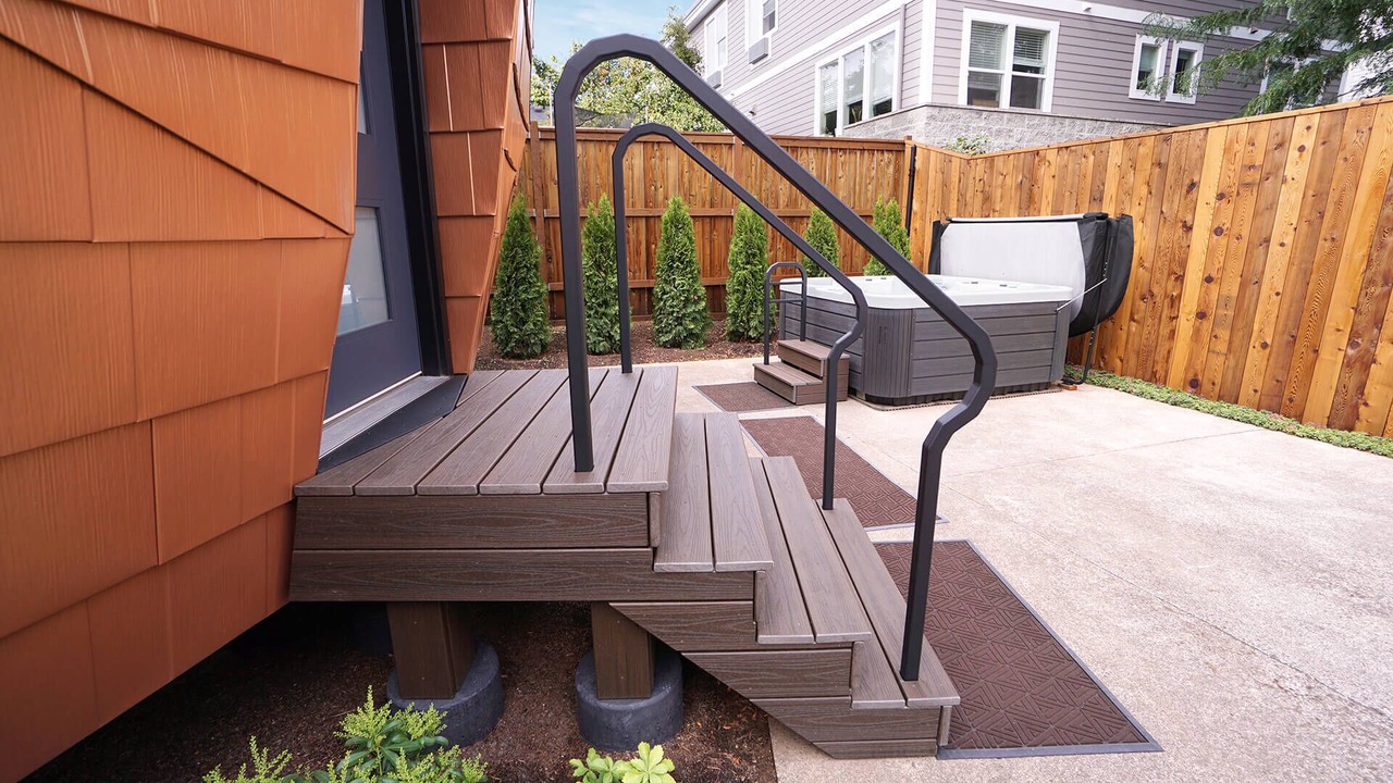 Photo of Patio Balcony in Arbor Lodge