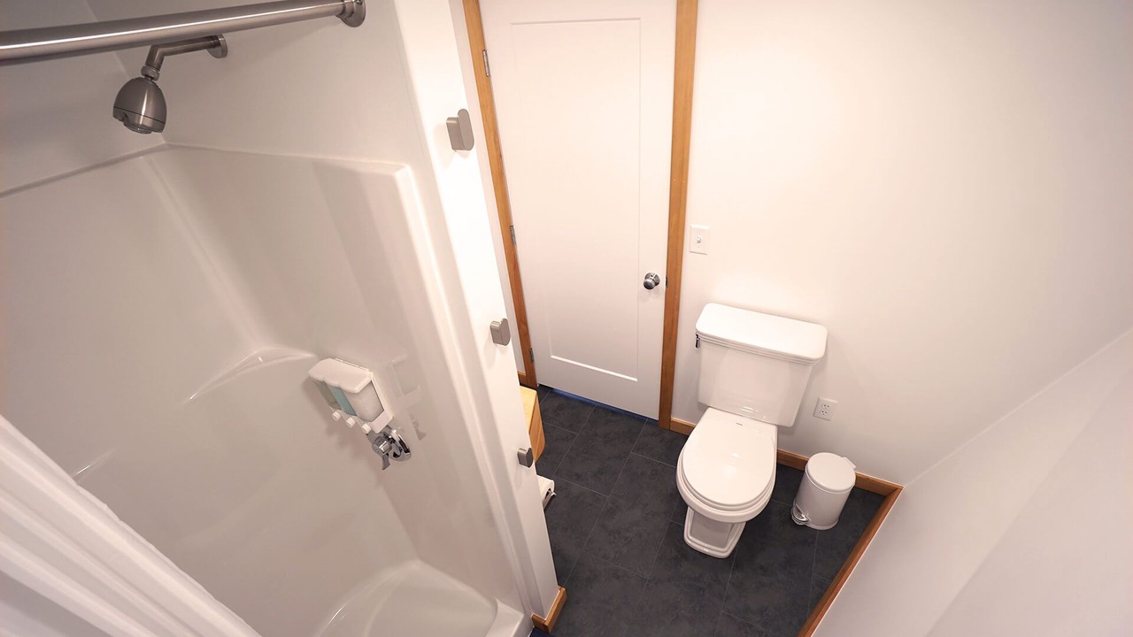 Photo of Bathroom in Arbor Lodge