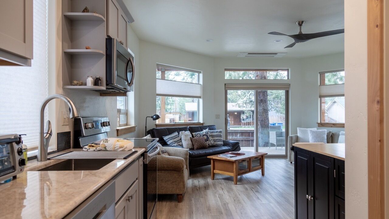 Photo of Livingroom in Sisters