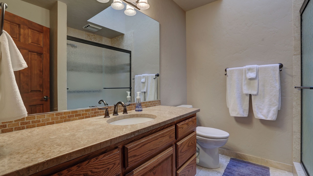 Photo of Bathroom in Black Butte Ranch