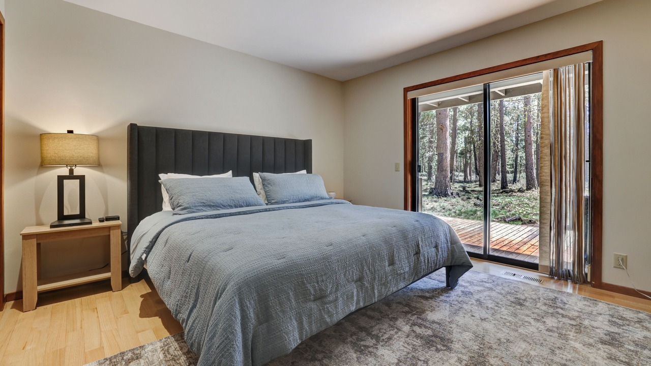 Photo of Bedroom in Black Butte Ranch