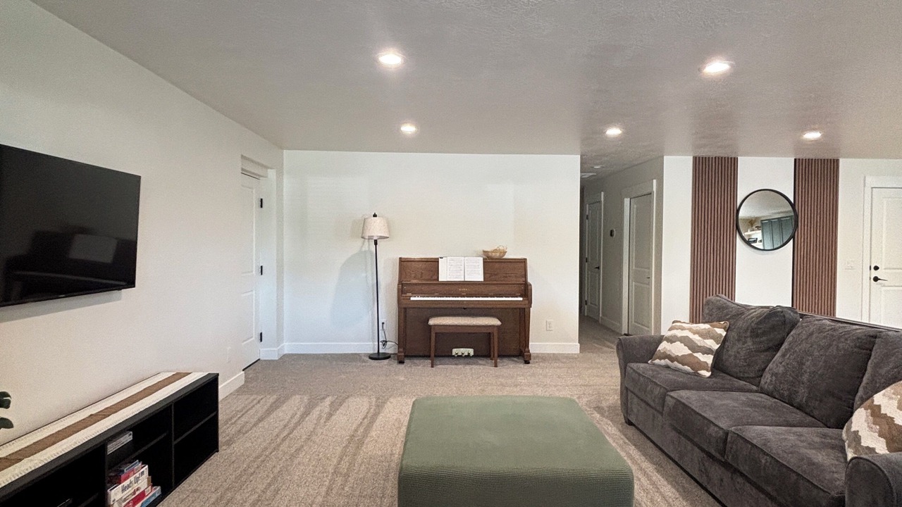 Photo of Livingroom in Sevier