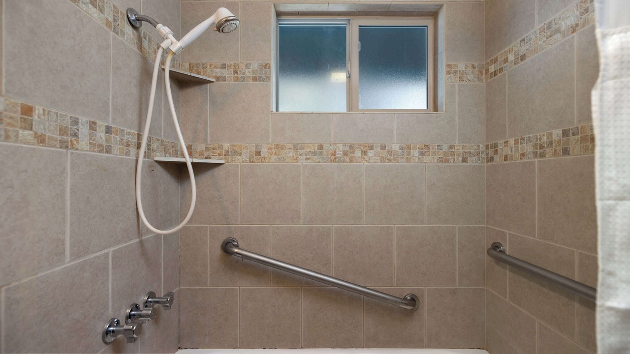 Photo of Bathroom in Orchard District